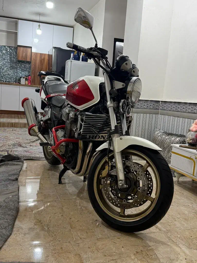 سیبی 1300|موتورسیکلت|بندرلنگه, |دیوار