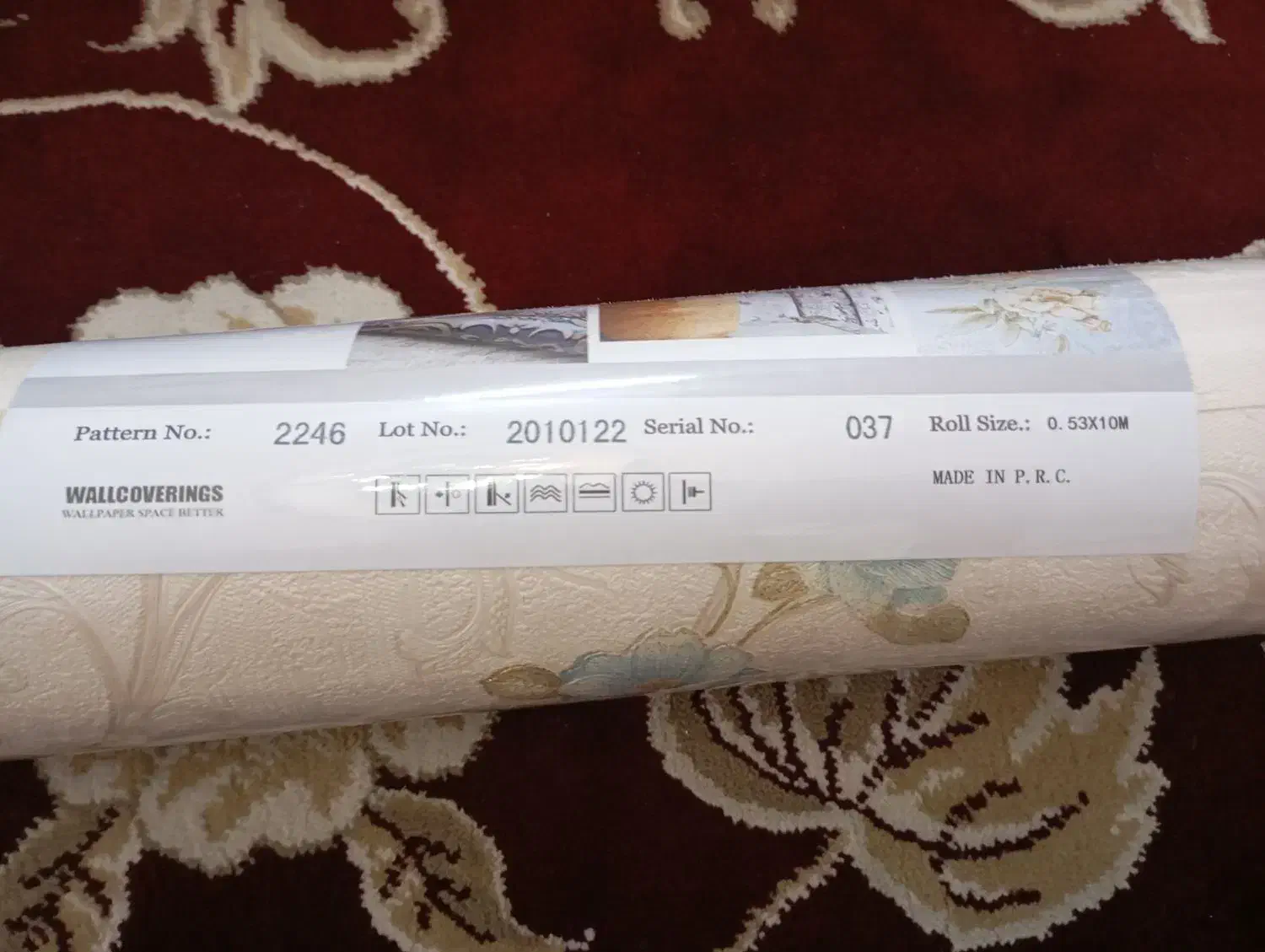 یک رول کاغذ دیواری نو|مصالح و تجهیزات ساختمان|قم, عمار یاسر|دیوار