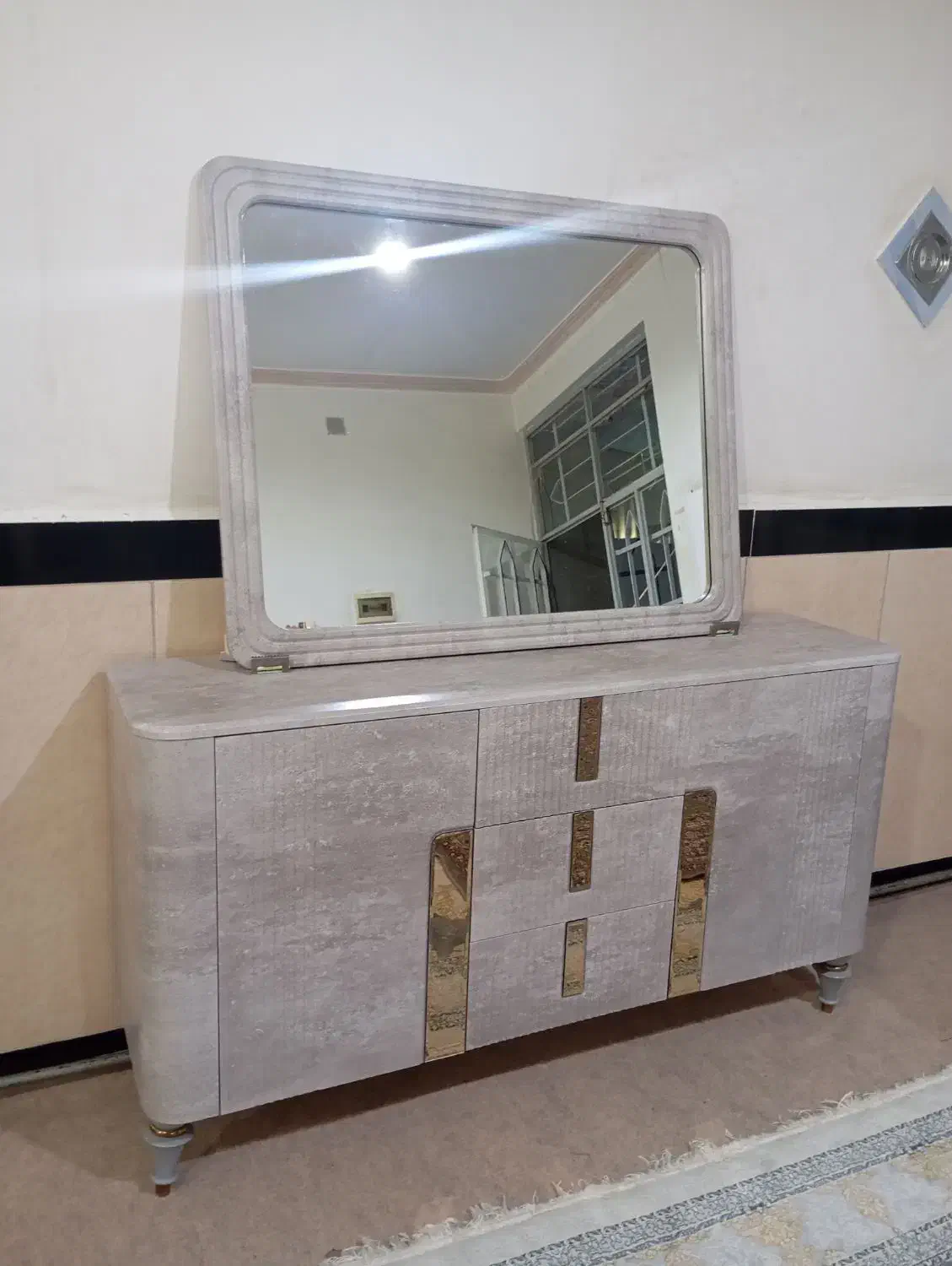 سلام|بوفه، ویترین، کنسول|نقده, |دیوار