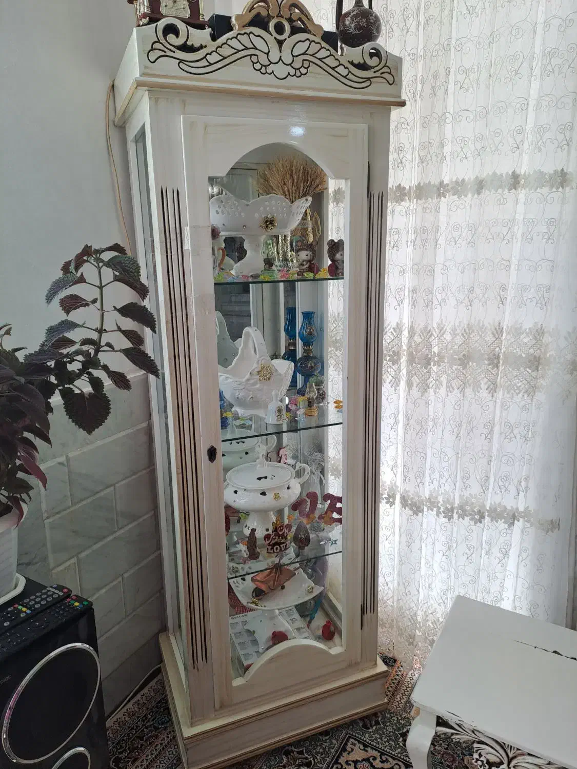 ویترین کاملانووسالم|بوفه، ویترین، کنسول|داران, |دیوار