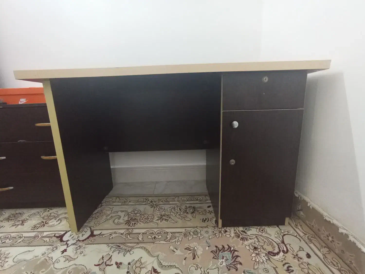 میز تحریر رنگ مشکی|میز تحریر و کامپیوتر|قائم‌شهر, |دیوار