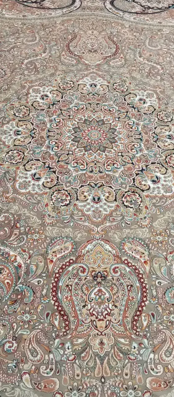 فرش ۱۲ متری.|پادری|مشکین‌دشت, |دیوار