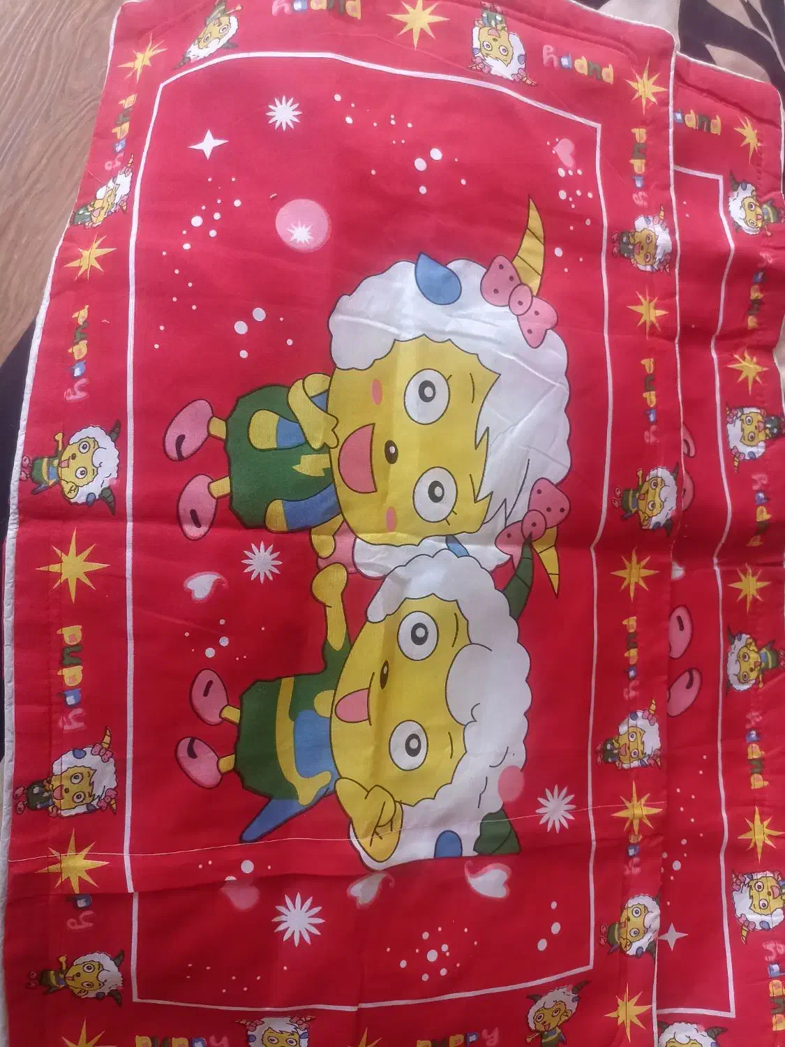 روبالش یک جفت|رختخواب، بالش، پتو|اراک, |دیوار