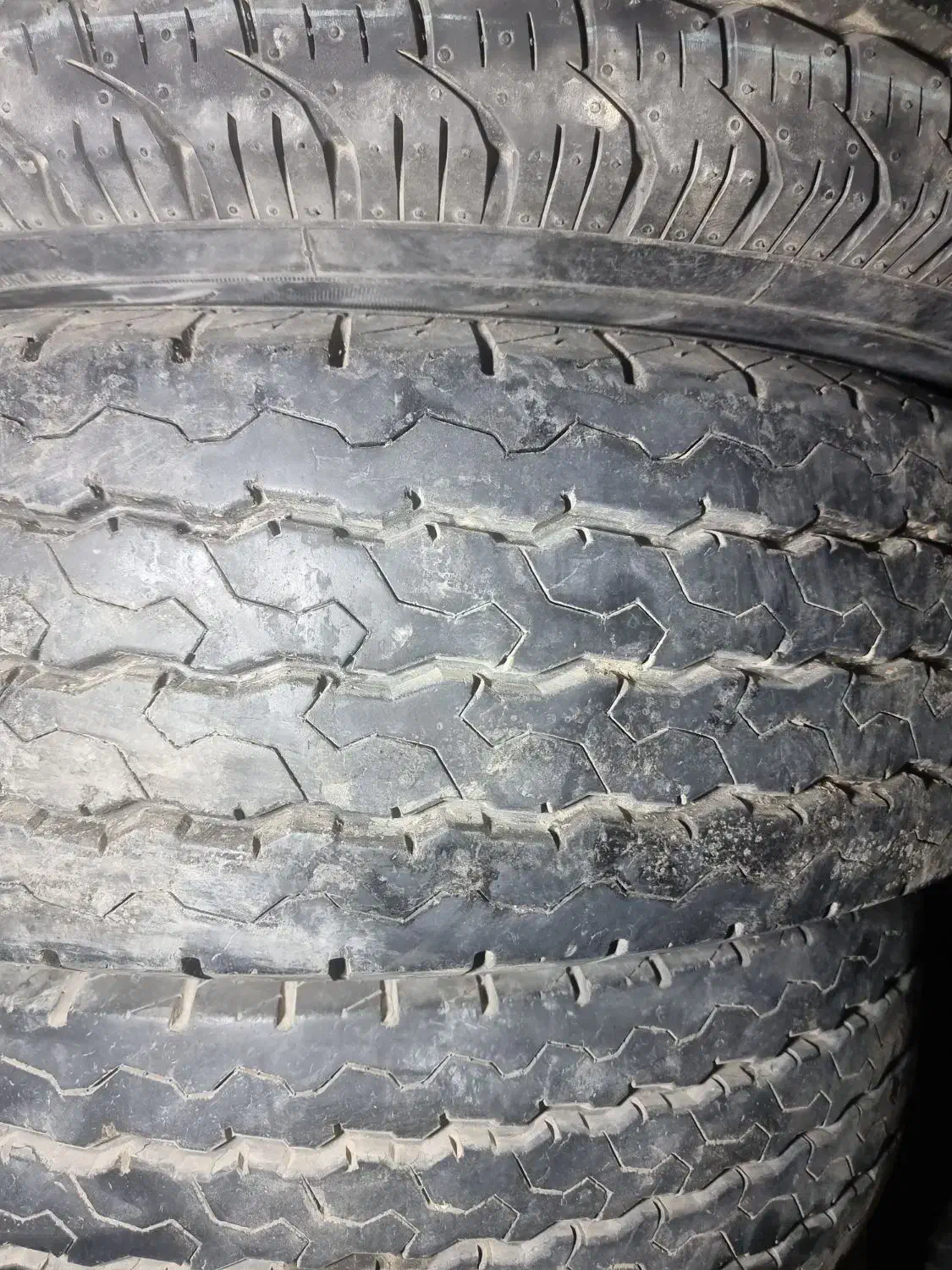 لاستیک ۱۶|قطعات یدکی و لوازم جانبی|مشهد, کلاته برفی|دیوار