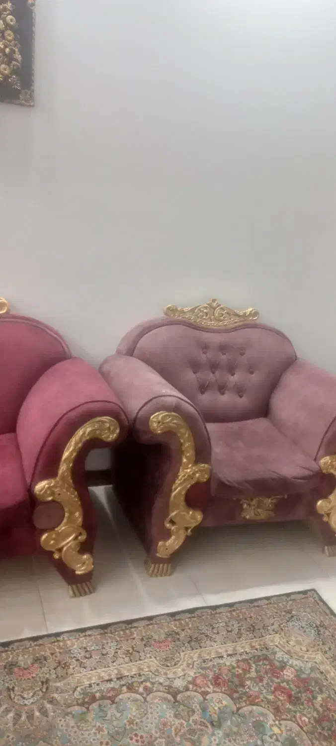 مبل ۷نفره تمیز و سالم و میز بزرگ|مبلمان خانگی و میز عسلی|قم, حکمت شمالی|دیوار