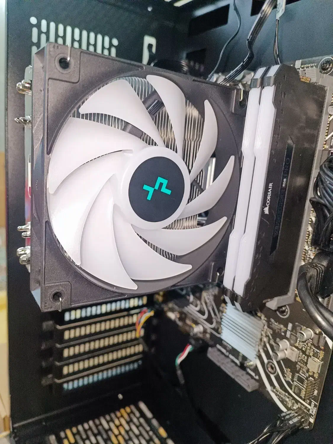 خنک کننده بادی CPU/پردازنده DEEPCOOL AG400|قطعات و لوازم جانبی رایانه|قدس, شهر‌قدس|دیوار