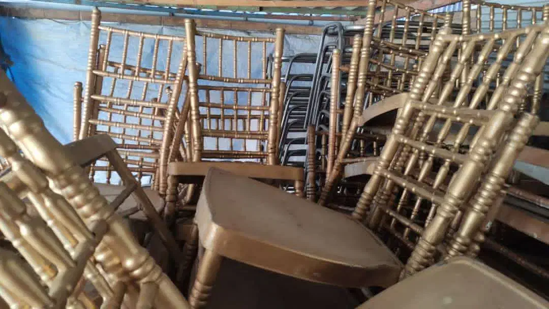 صندلی شیواری دست دوم. سالم|فروشگاه و مغازه|قائمشهر, |دیوار