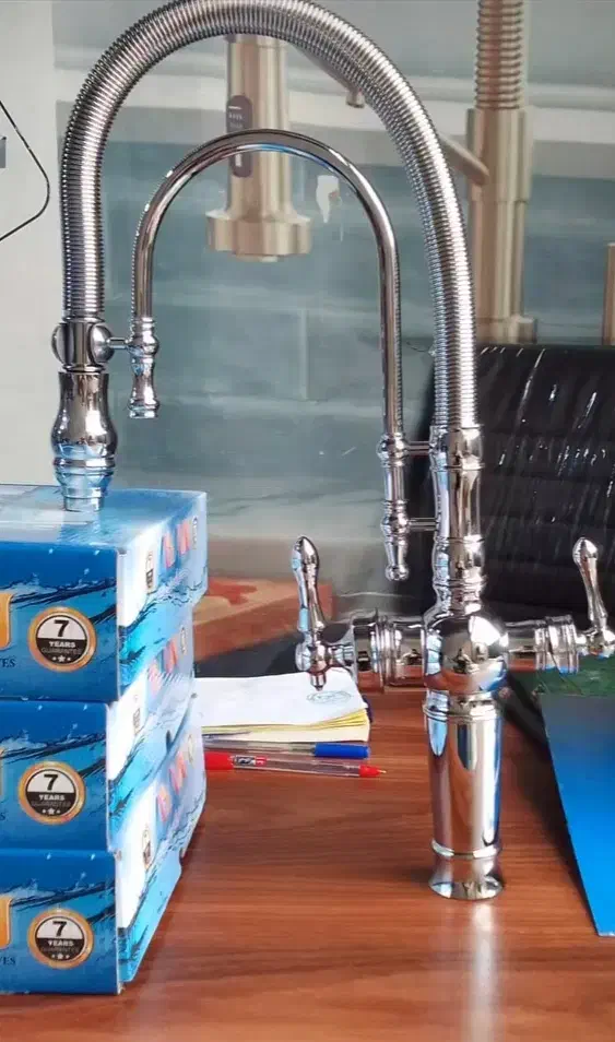 تعویض شیر آلات نو با شیرآلات کهنه|لوازم سرویس بهداشتی|کنگاور, |دیوار