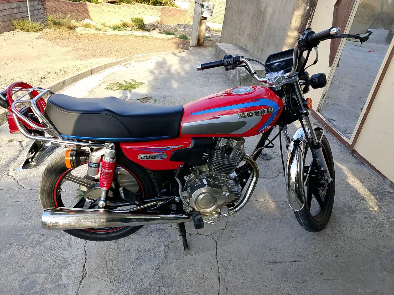 موتور تمیز وعالی بدونه عیب متین لنگردار ۲۰۰|موتورسیکلت|مهاباد (آذربایجان غربی), |دیوار