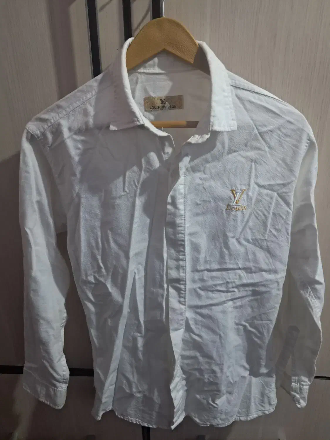 لباس مجلسی|لباس|رشت, جانبازان|دیوار