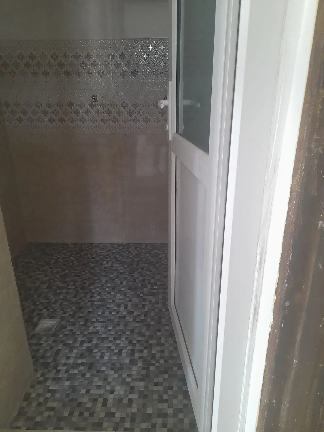 واحد اپارتمان ۹۰ مترمفید|فروش آپارتمان|رضوانشهر, |دیوار