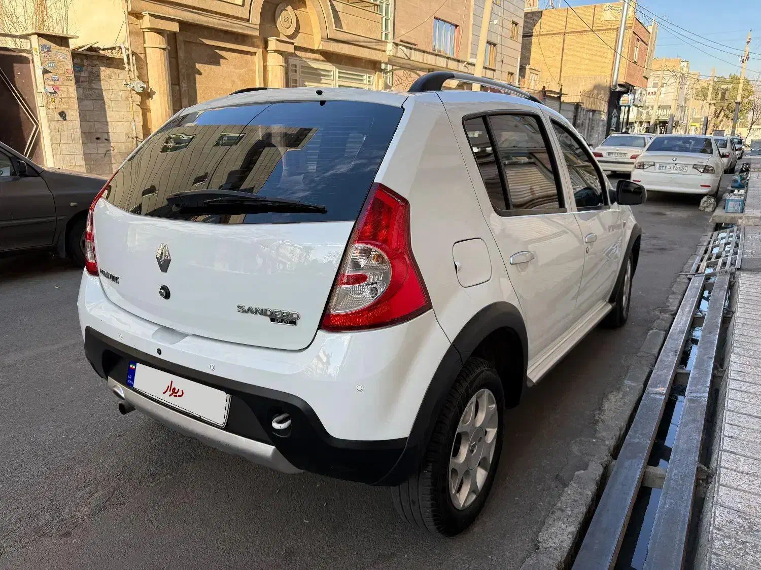 ساندرو استپ وی|خودرو سواری و وانت|تهران, تهرانسر مرکزی|دیوار