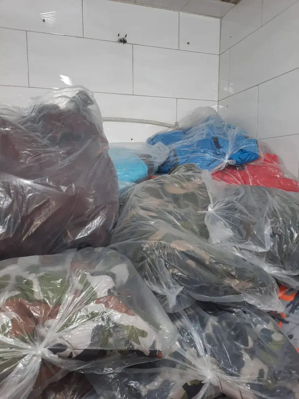 پافر به قیمت عمده|لباس|رودبار (کرمان), |دیوار