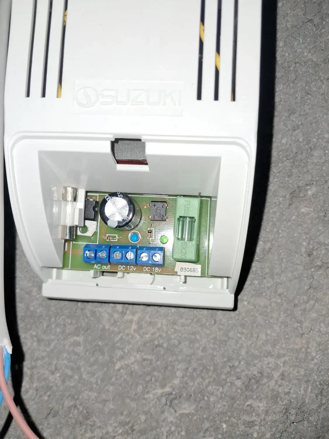 برق کار ساختمان|خدمات پیشه و مهارت|زاهدان, |دیوار