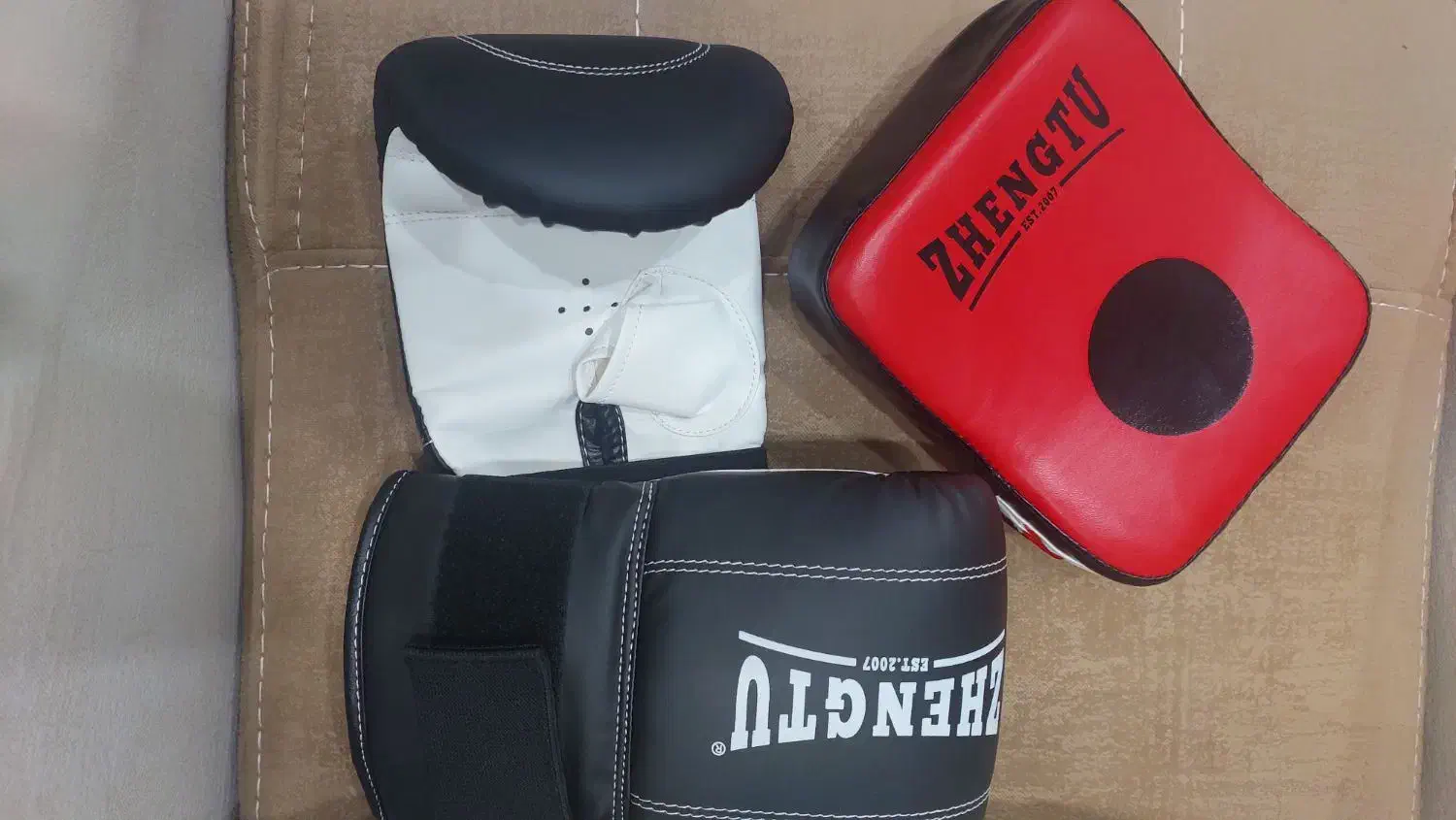 دستکش و میت کاراته اورجینال|تجهیزات ورزشی|تهران, قیام|دیوار