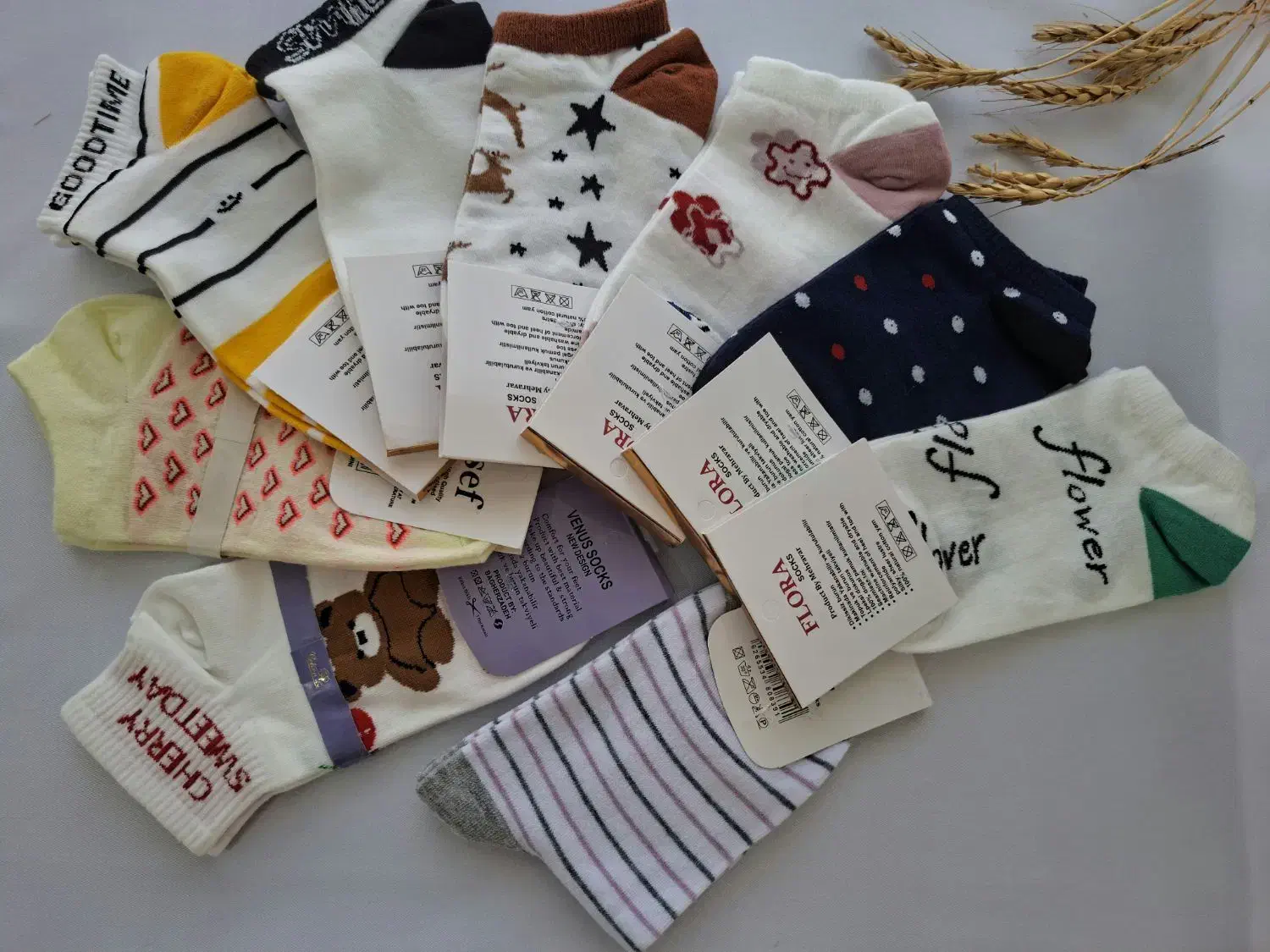 جوراب|لباس|رشت, پورسینا|دیوار