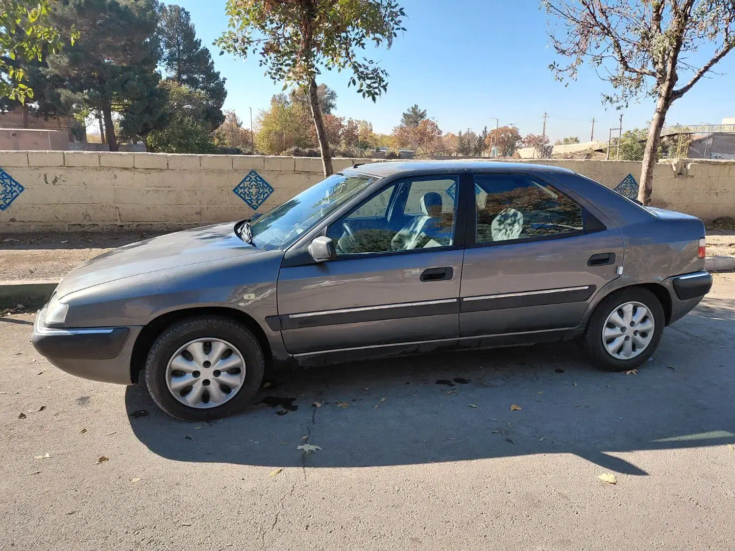 زانتا 2000 مدل ۸۵ واراداتی|خودرو سواری و وانت|هشتگرد, شهرک راه آهن|دیوار