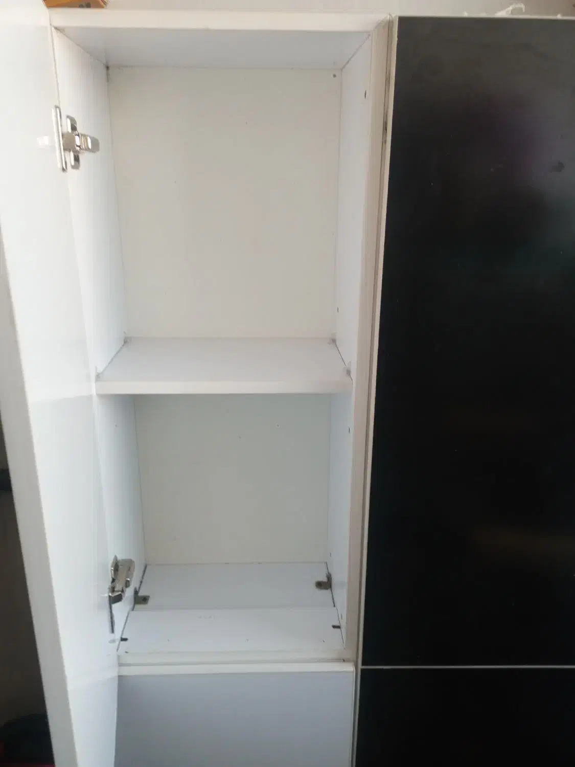 کمد|جاکفشی، کمد، دراور|بیرجند, |دیوار