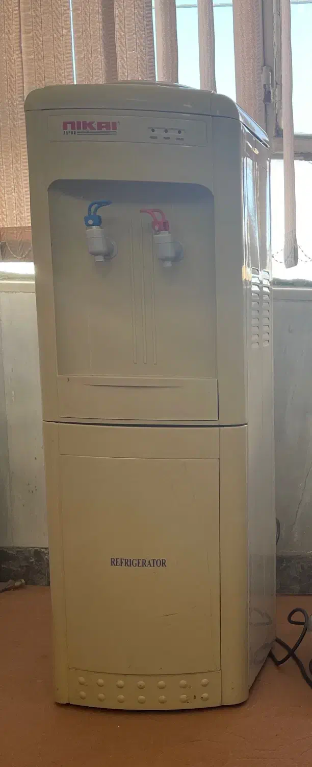 اب سرد کن یخچال دار|آب‌سردکن و تصفیه آب|سنندج, |دیوار