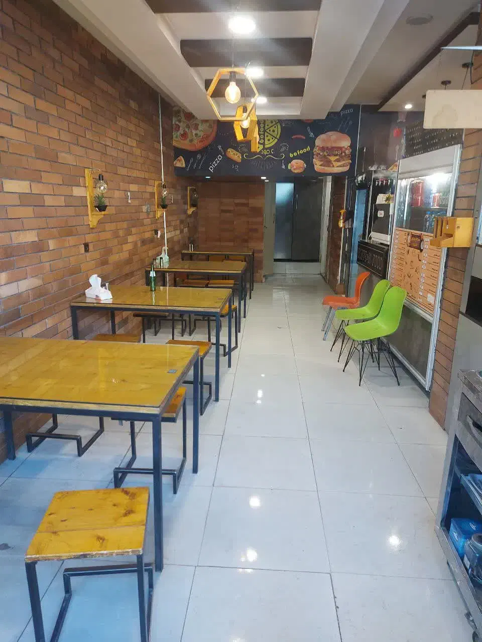 فروش ملک سه طبقه تجاری|فروش مغازه و غرفه|خرم‌آباد, |دیوار