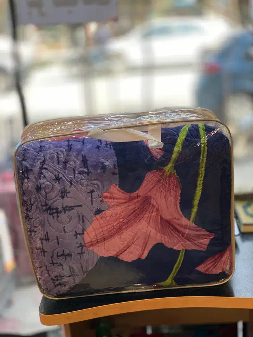 فروش ویژه پتوی نرمینه تک نفره|رختخواب، بالش، پتو|کاشان, پا نخل|دیوار