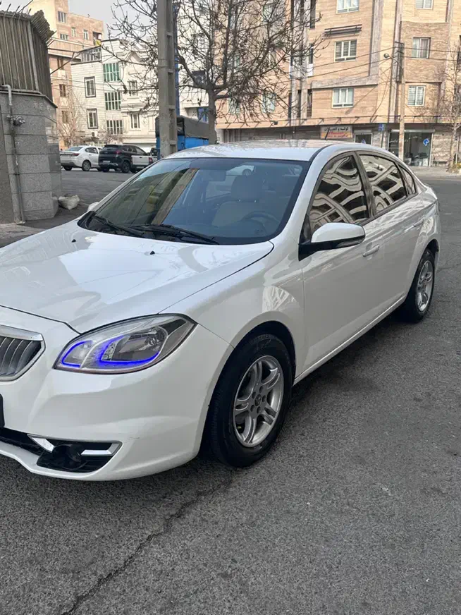 برلیانس h330 مدل ۹۷ ترخیص ۱۴۰۰|خودرو سواری و وانت|تهران, شهرک شریعتی|دیوار