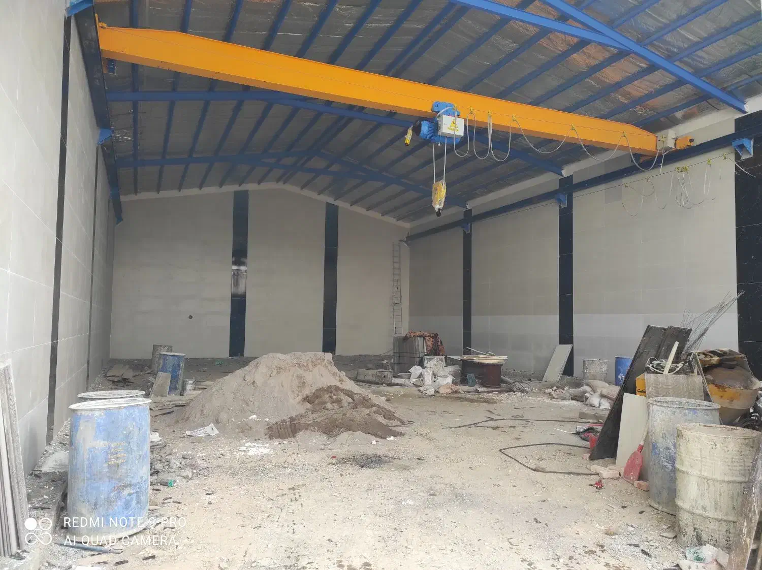 جرثقیل سقفی|ماشین‌آلات صنعتی|باسمنج, |دیوار