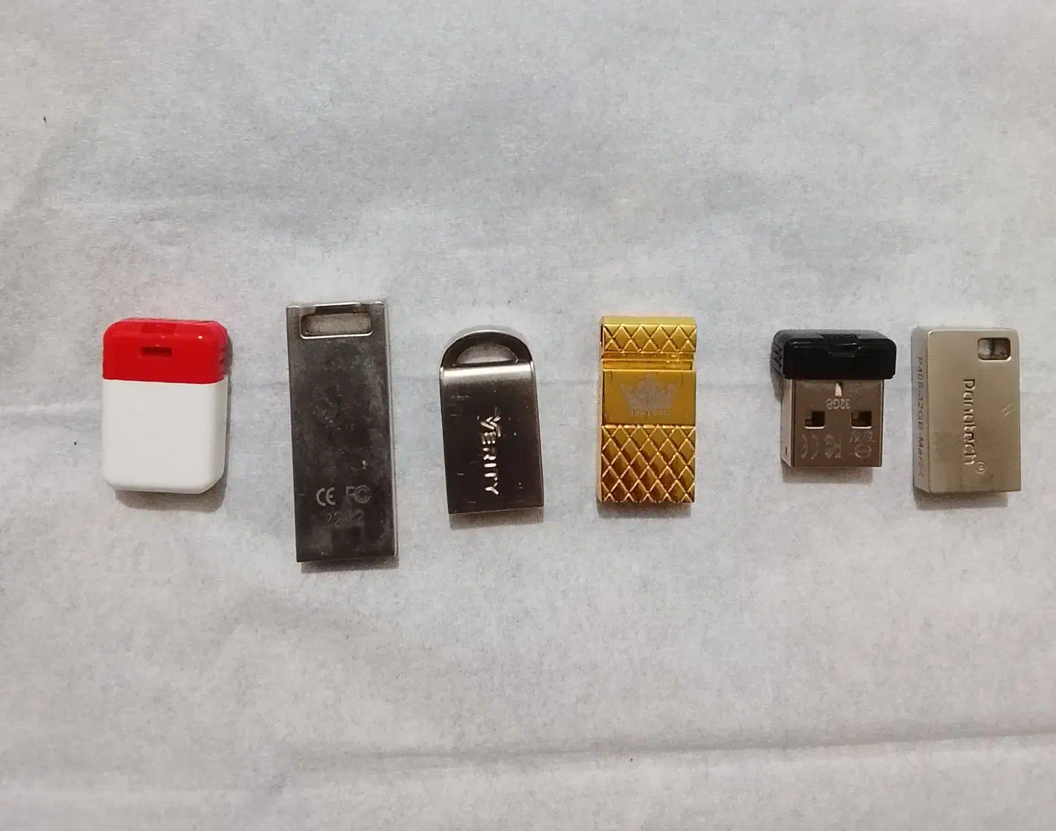 فلش درحد نو|لوازم جانبی موبایل و تبلت|قم, لسانی|دیوار