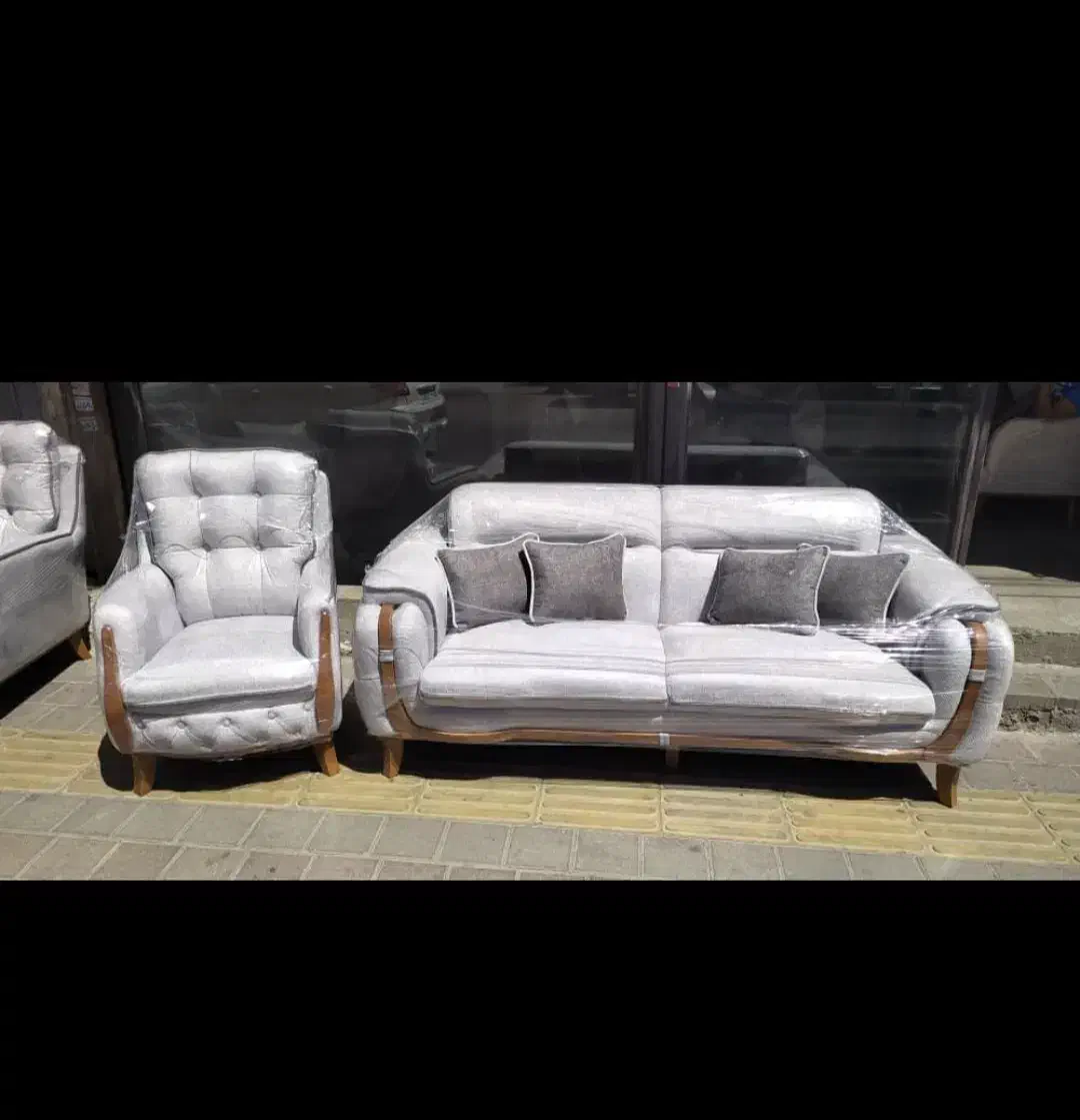 مبلمان اعتماد با شرایط فروش ویژه زیر قیمت بازار|مبلمان خانگی و میز عسلی|آباده, |دیوار