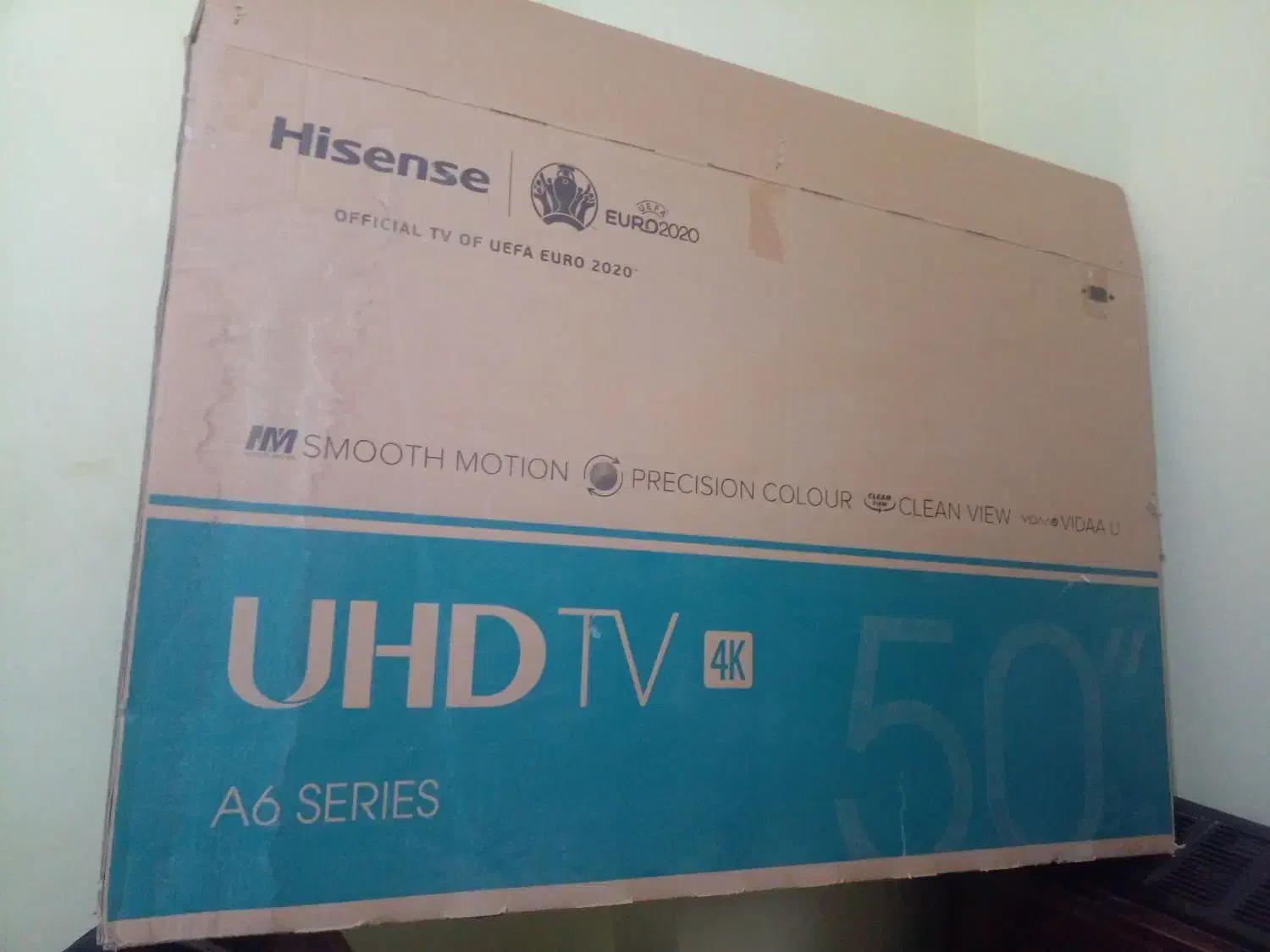 یک عدد کارتن تلوزیون  هایسنس  ۵۰ اینچ|تلویزیون و پروژکتور|مشهد, کوی المهدی|دیوار
