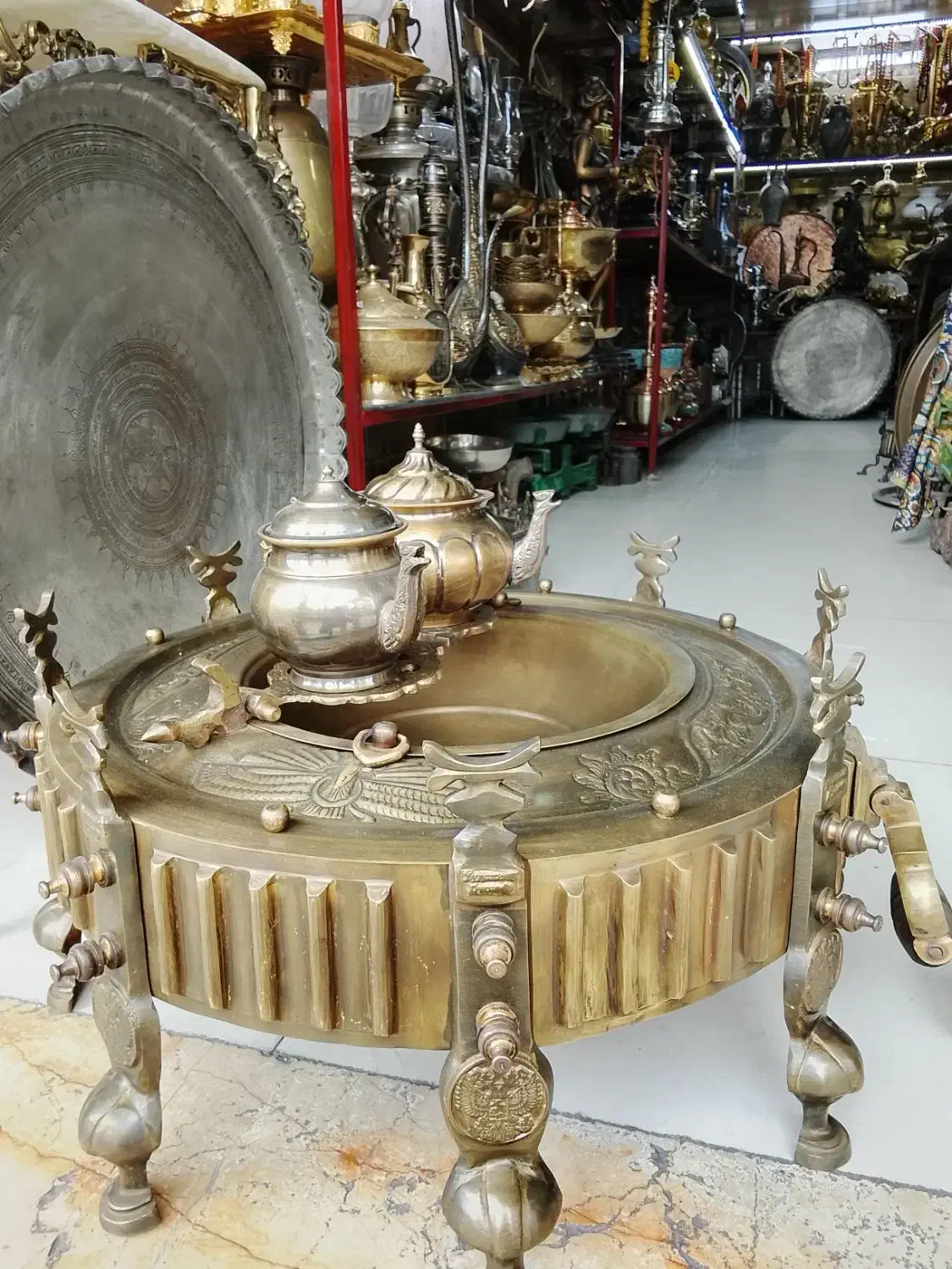 منقل خان بختیاری|کلکسیون اشیاء عتیقه|رودهن, |دیوار