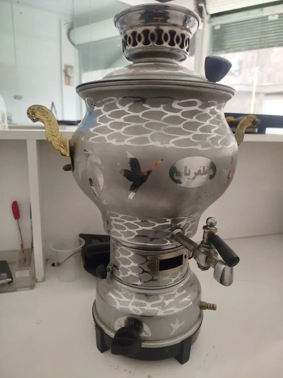 سماورگازی۶لیتری/کم کار کرد|سماور، چایساز، قهوهساز|خرمآباد, |دیوار