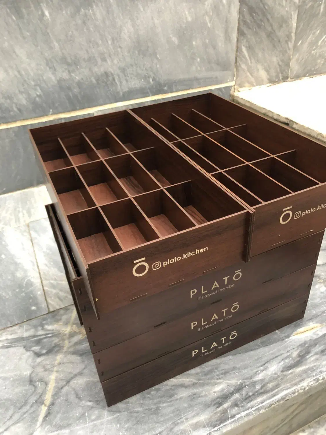 تولیدی سینی فینگرفود|ظروف سرو و پذیرایی|تهران, شهرک دریا|دیوار