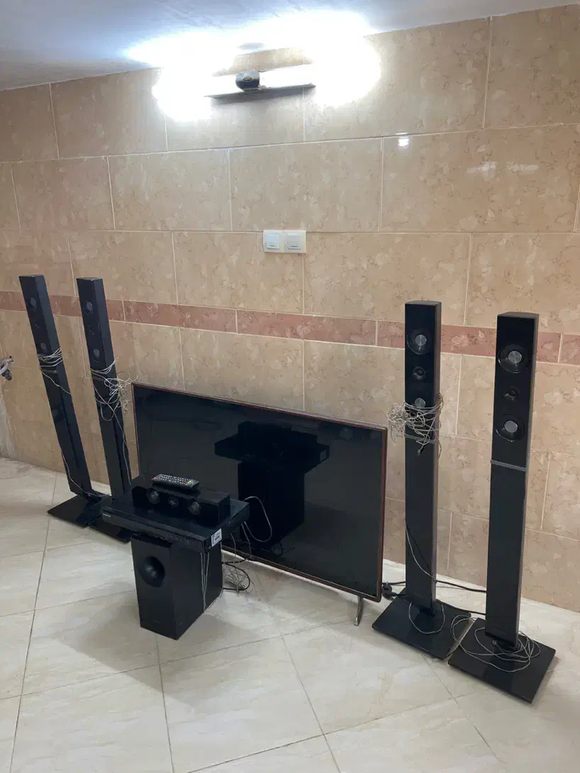 تلویزیون ال جی و سینمای خانگی|تلویزیون و پروژکتور|کاشان, دانش|دیوار