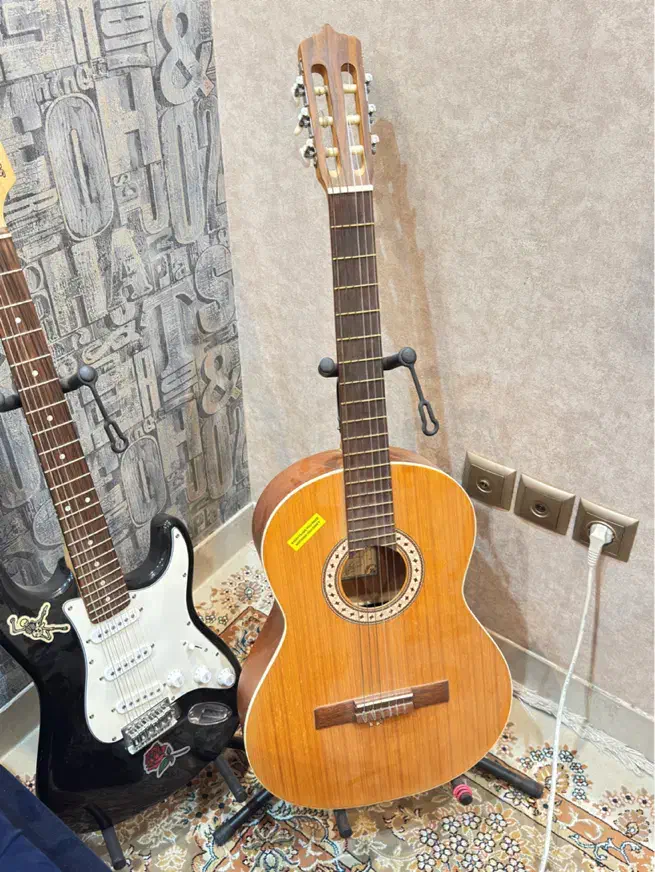 گیتار پارسی M5|گیتار، بیس، امپلیفایر|اصفهان, سروستان|دیوار