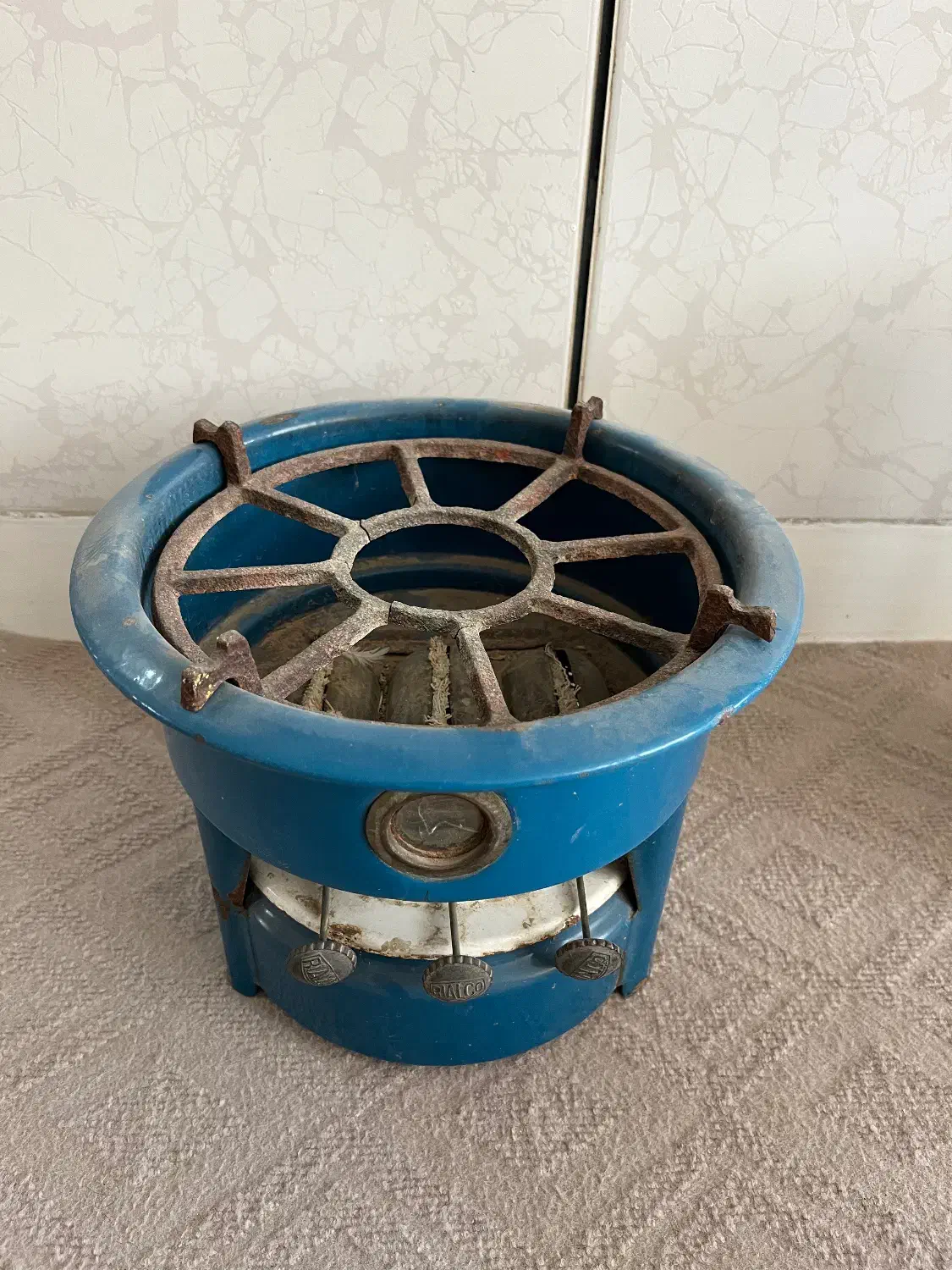 چراغ نفتی قدیمی|کلکسیون اشیاء عتیقه|شهرکرد, |دیوار