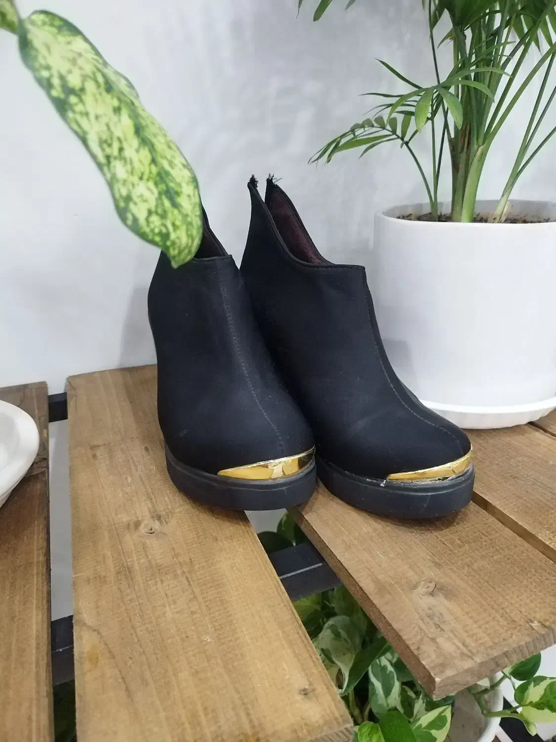 حراج به علت کوچک بودن سایز|کیف، کفش، کمربند|کاشمر, |دیوار