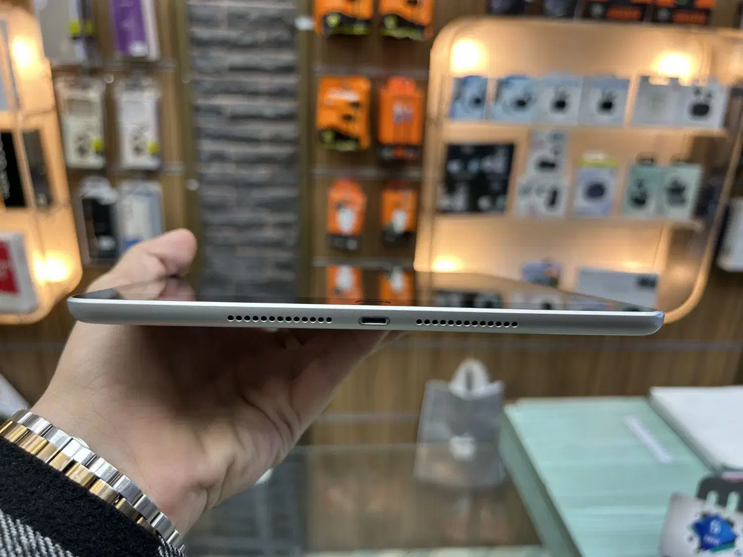 ای پد اپل نسل ۹ با حافظه ۶۴|تبلت|مشهد, طلاب|دیوار