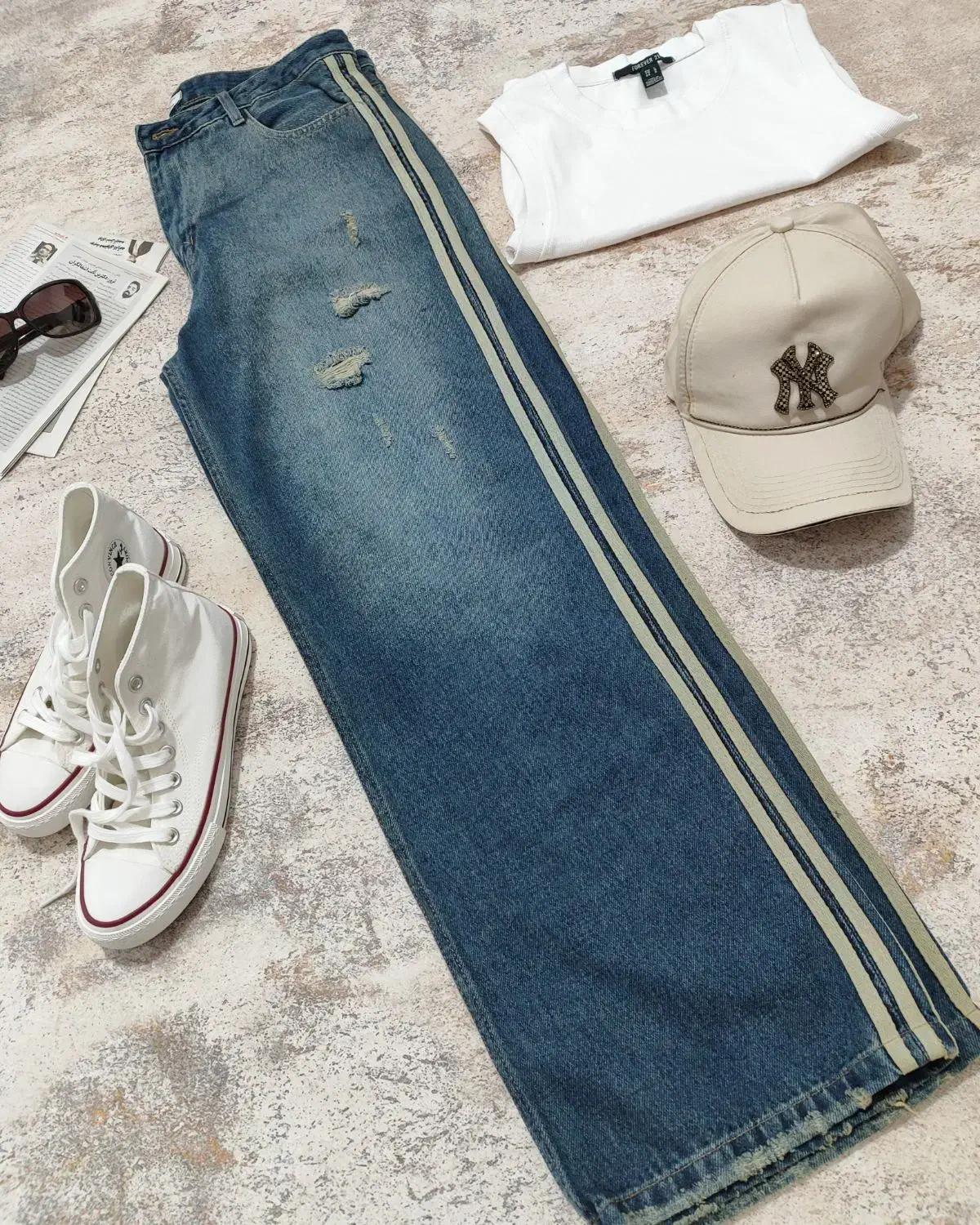 لباس زنانه نو|لباس|شیراز, آزادی|دیوار