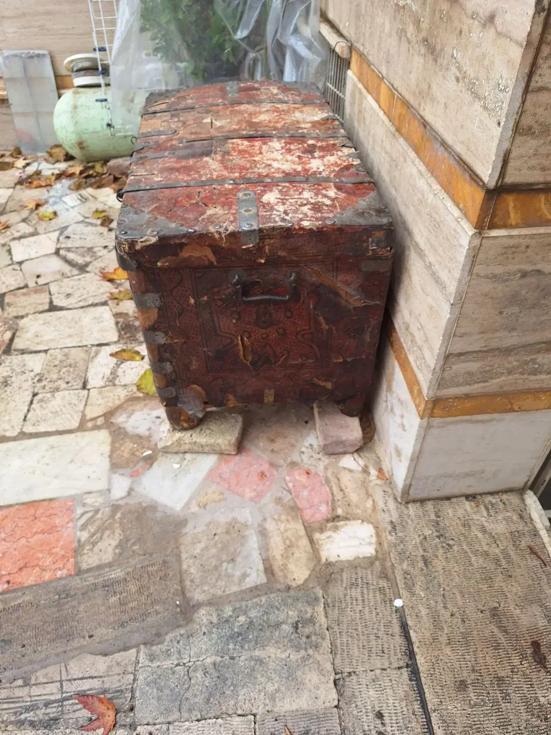 صندوق قدیمی عتیقه|کلکسیون اشیاء عتیقه|لواسان, |دیوار