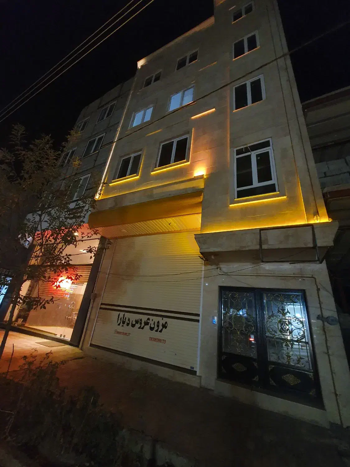 کلیبر خ فرمانداری سالن تجاری فروش معاوضه زمین|فروش مغازه و غرفه|کلیبر, |دیوار