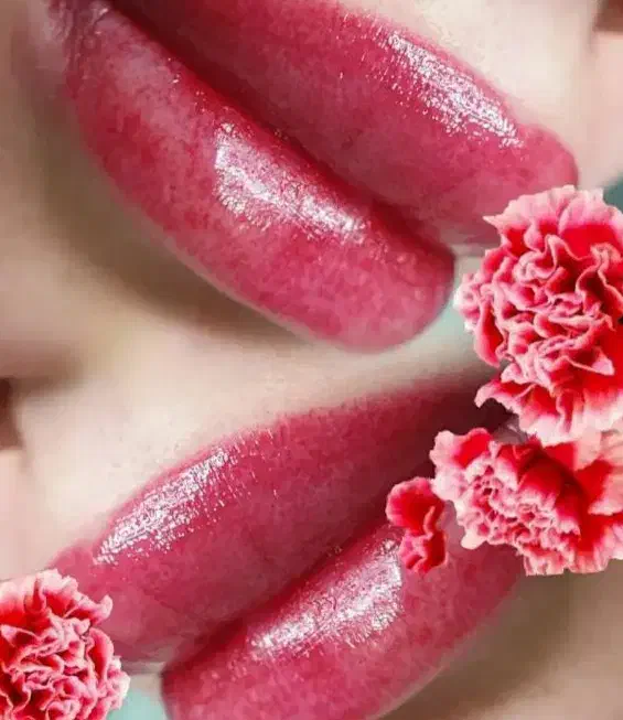 تخفیف شیدینگ لب میکروبلیدینگ فیبروز آموزش|خدمات آرایشگری و زیبایی|چناران, |دیوار