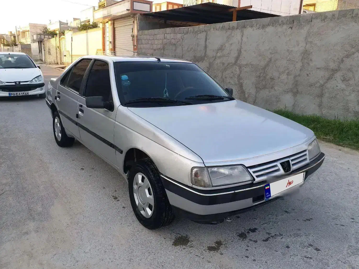 پژو 405 مدل 84|خودرو سواری و وانت|بندر گناوه, |دیوار