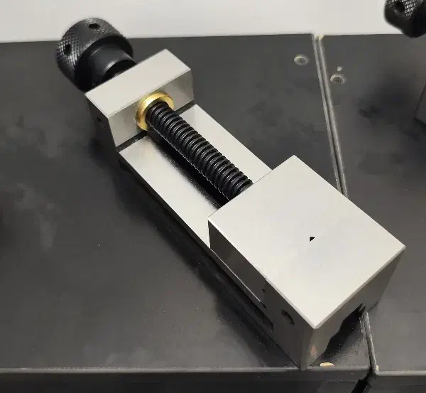 گیره دستگاه سنگ زنی|ابزارآلات|تهران, شیخ هادی|دیوار