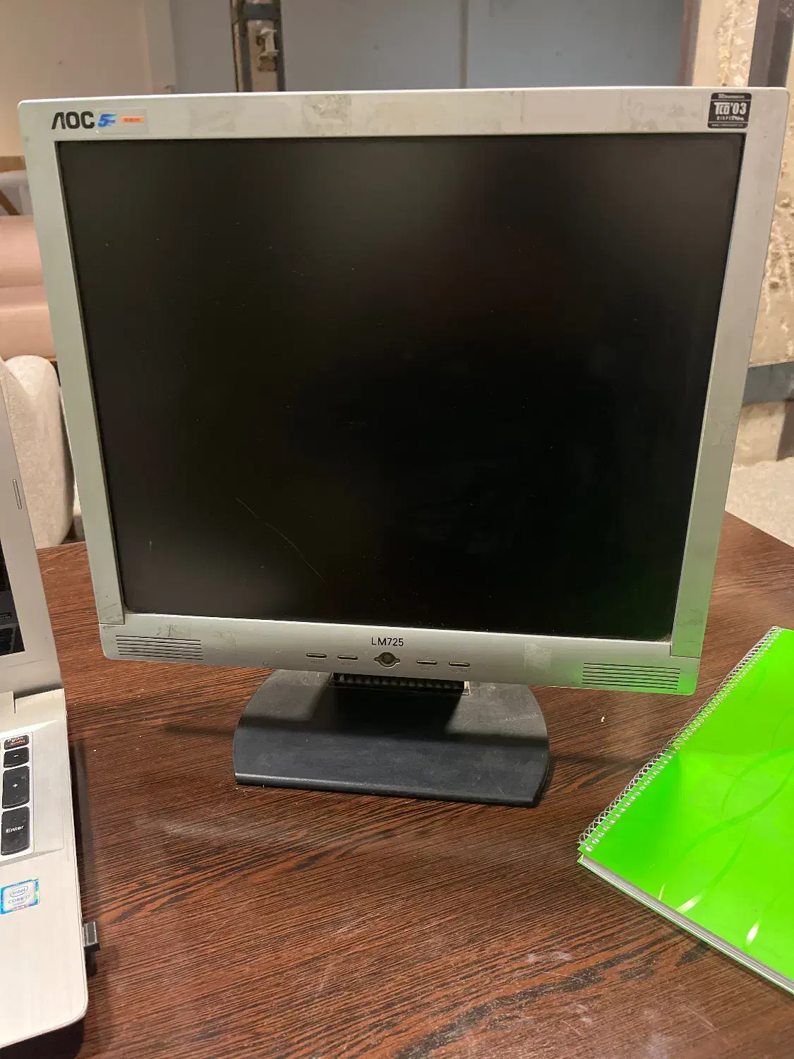 مانیتور ۱۷ اینچ LCD|قطعات و لوازم جانبی رایانه|اصفهان, فجر|دیوار