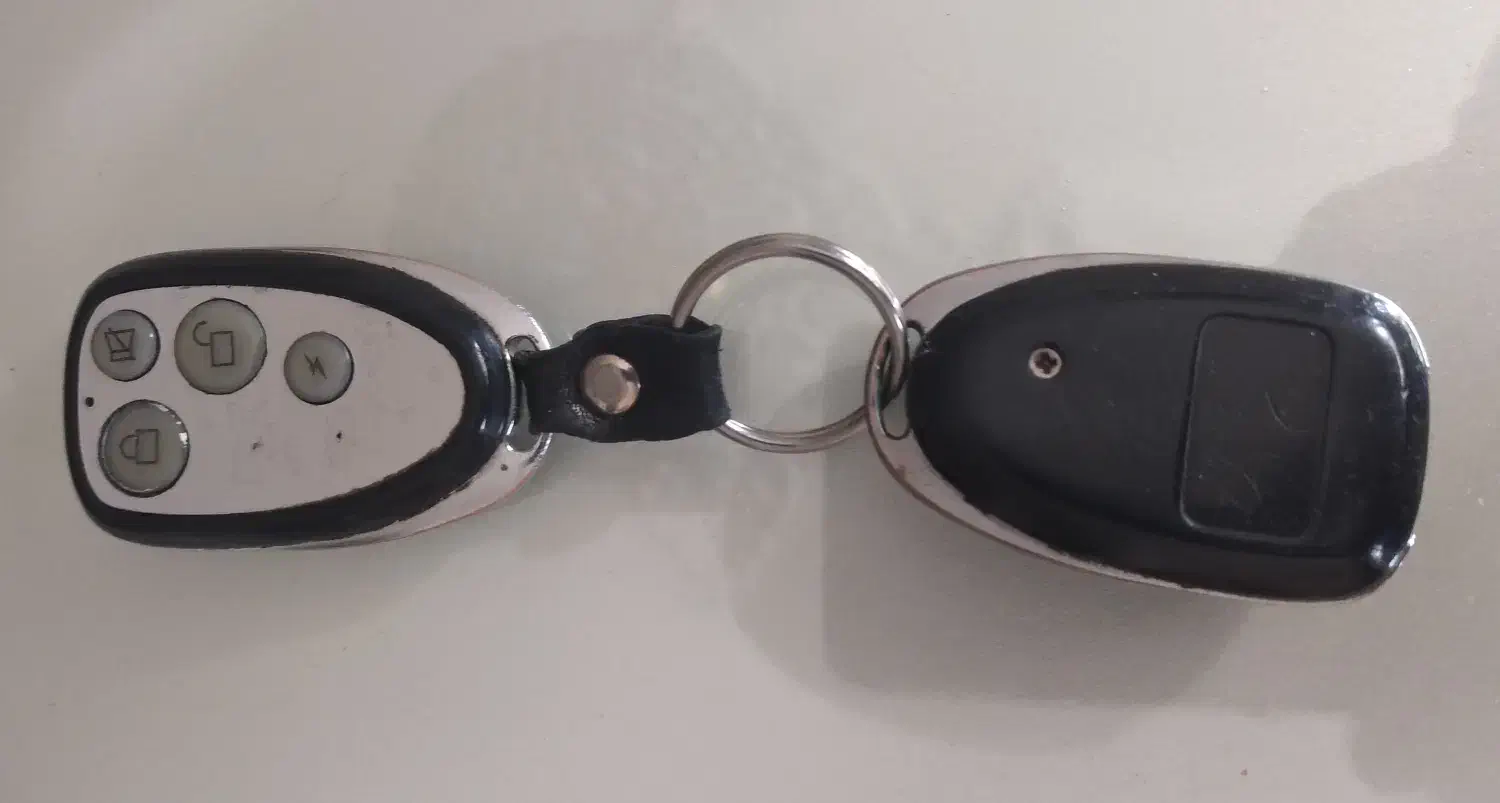 دزدگیرکامل پرایدسالم بادوعددریموت|قطعات یدکی و لوازم جانبی|کرمانشاه, |دیوار