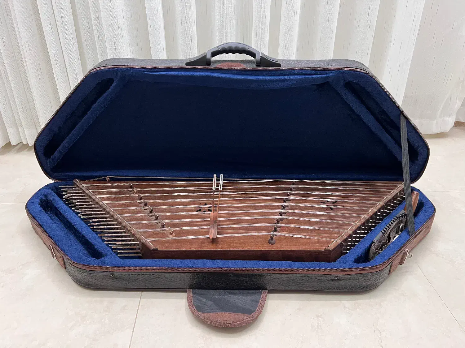 سنتور سید حمید حسینی (ونگه) همراه با کیف|سازهای سنتی|خنج, |دیوار