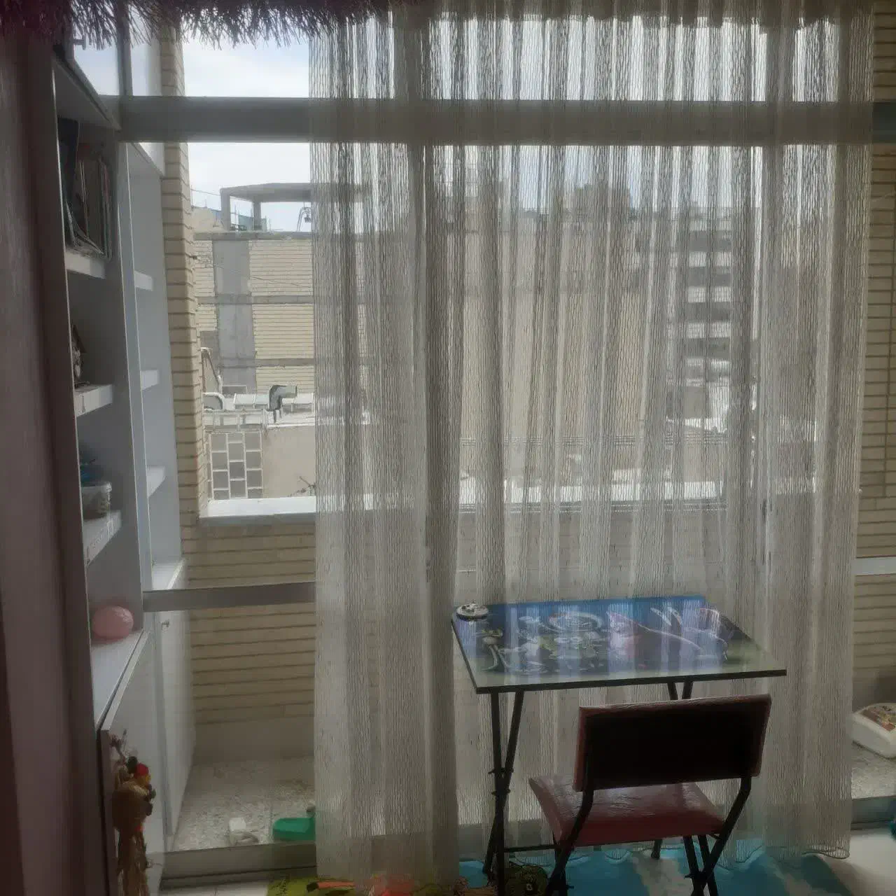 فروش واحد آپارتمان ۷۰ متری طبقه سوم بزرگمهر|فروش آپارتمان|اصفهان, گلزار|دیوار