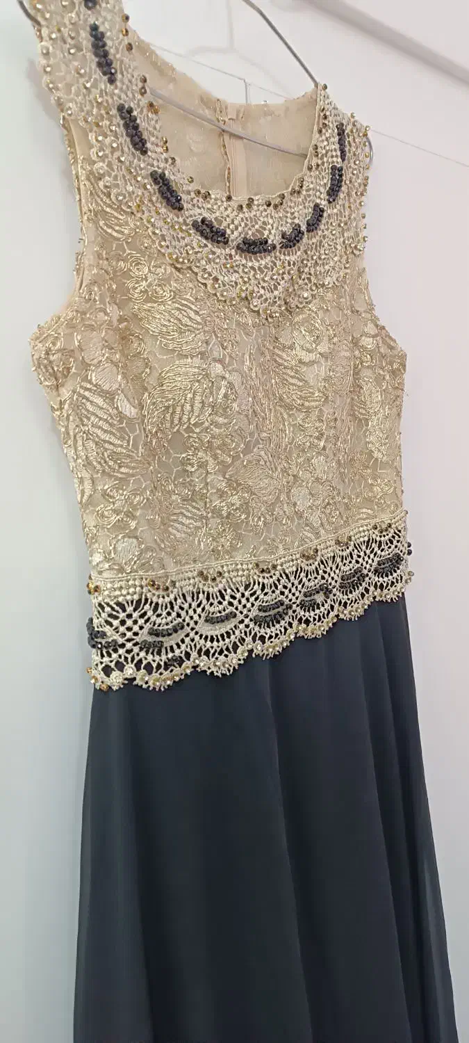 لباس مجلسی|لباس|فولادشهر, مسکن مهر فولادشهر|دیوار