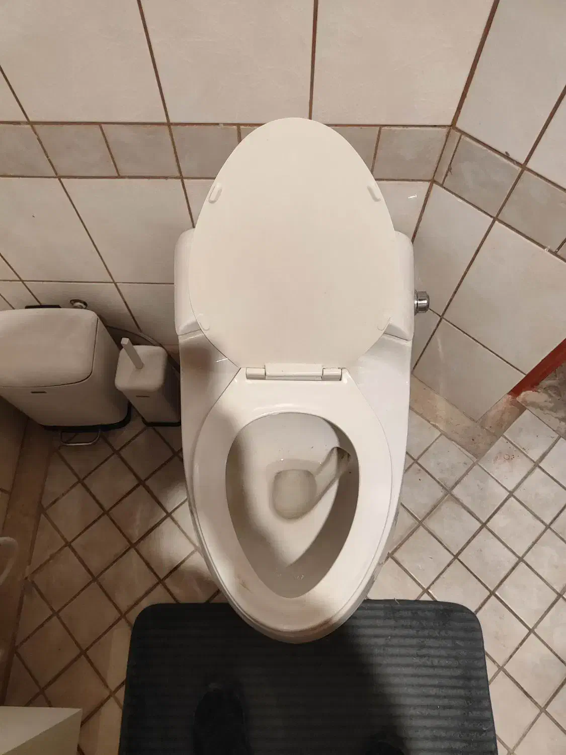 توالت فرنگی کارکرده ولی تمیز و نو....|لوازم سرویس بهداشتی|شیراز, ارم|دیوار